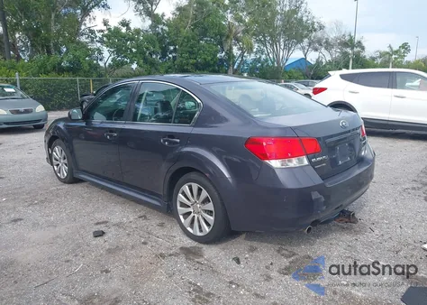 2010 Subaru Legacy 2.5I Limited из США, поврежденный, VIN 4S3BMBK63A3217679